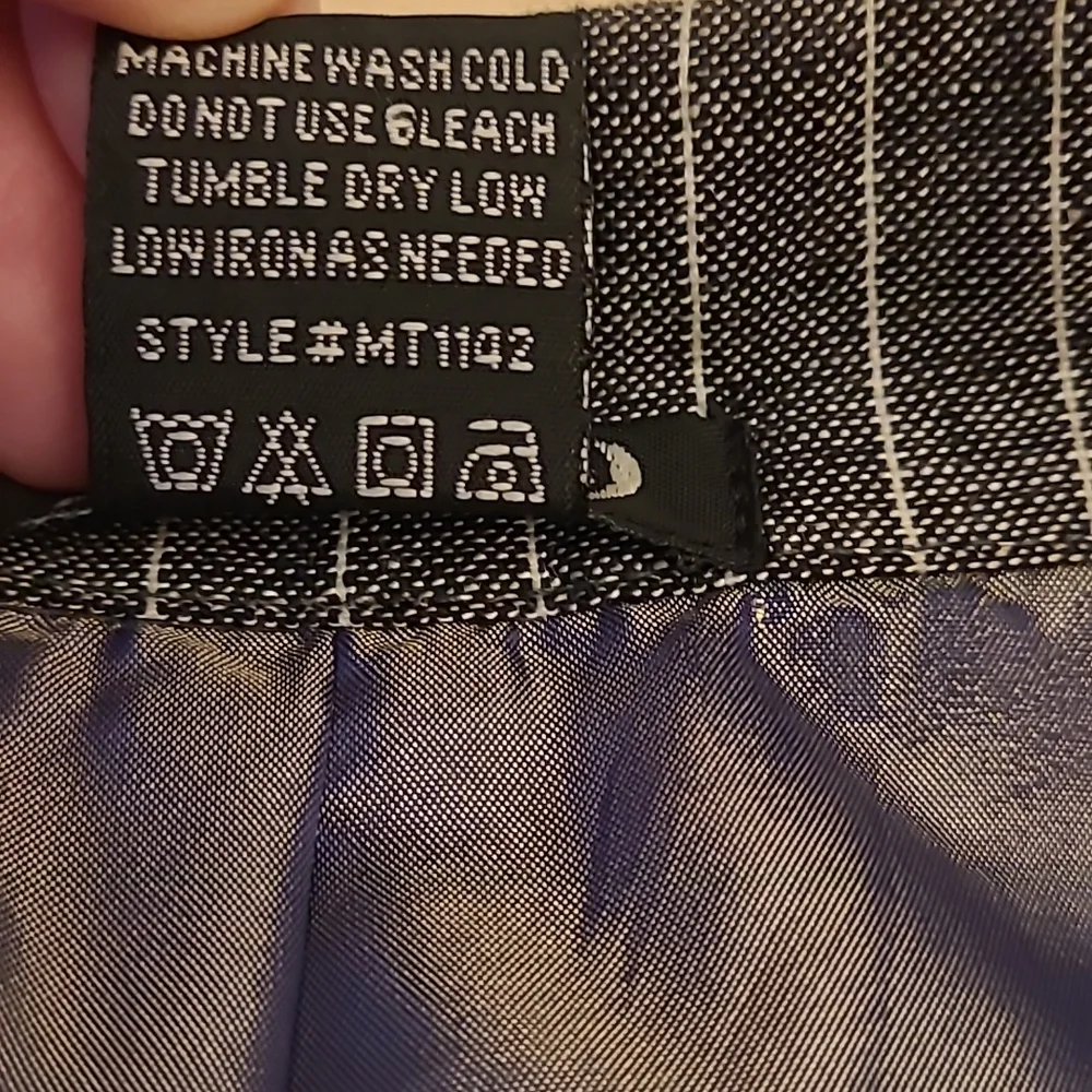 EUC VTG Mandee Linen/Cotton Blend Pinstriped Blazer - Picture 10 of 11